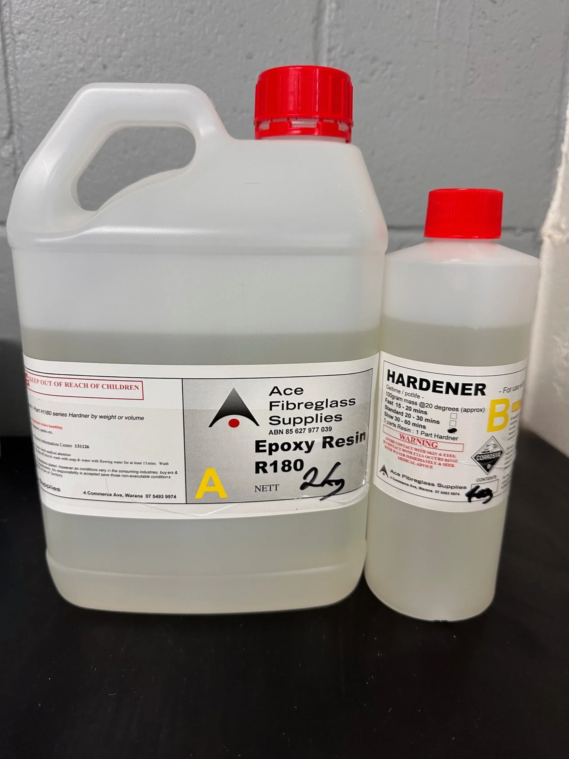 R180 Epoxy 2.4ltr Resin & Hardener Kit